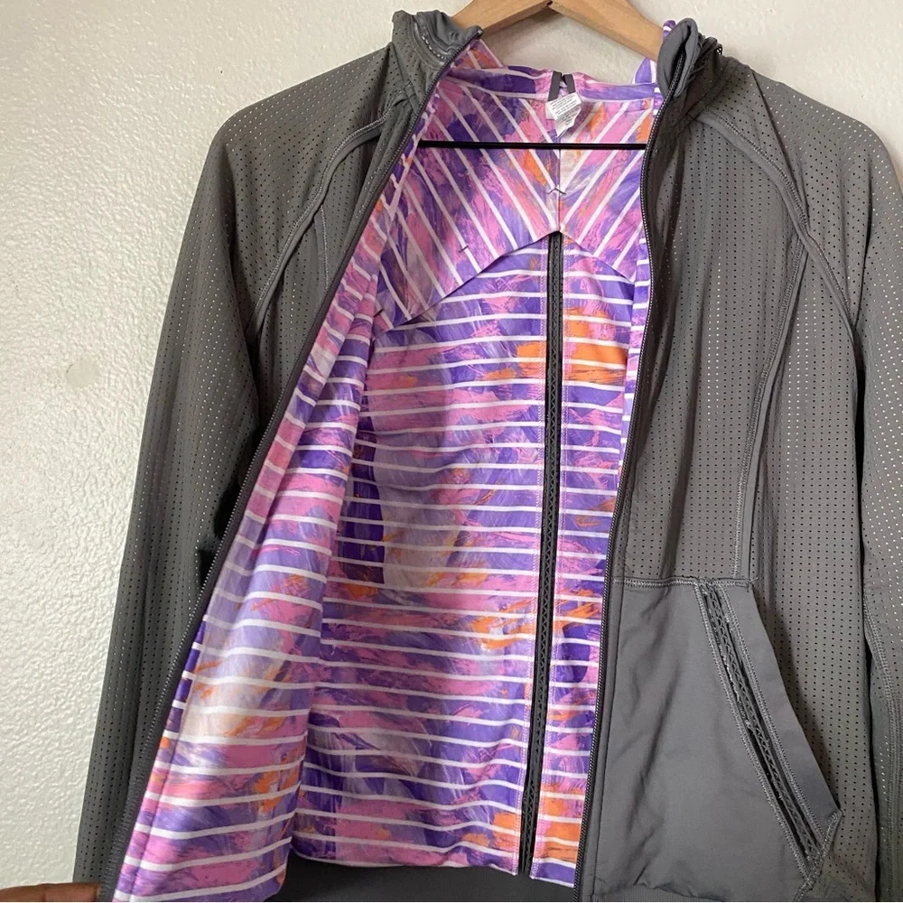 Ivivva Lululemon Girls Twice The Fun Reversible Hooded Zip Jacket Size 14 Purple